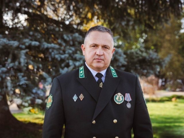 Министр лесного хозяйства поздравил работников и ветеранов лесного хозяйства с Днём работников леса